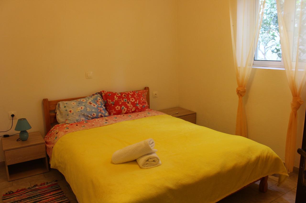 Aaron Apartments Ферма Екстер'єр фото